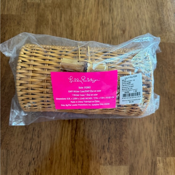 NWT Lilly Pulitzer Wicker Rattan Case Clutch Its A Sailabration - Picture 16 of 16